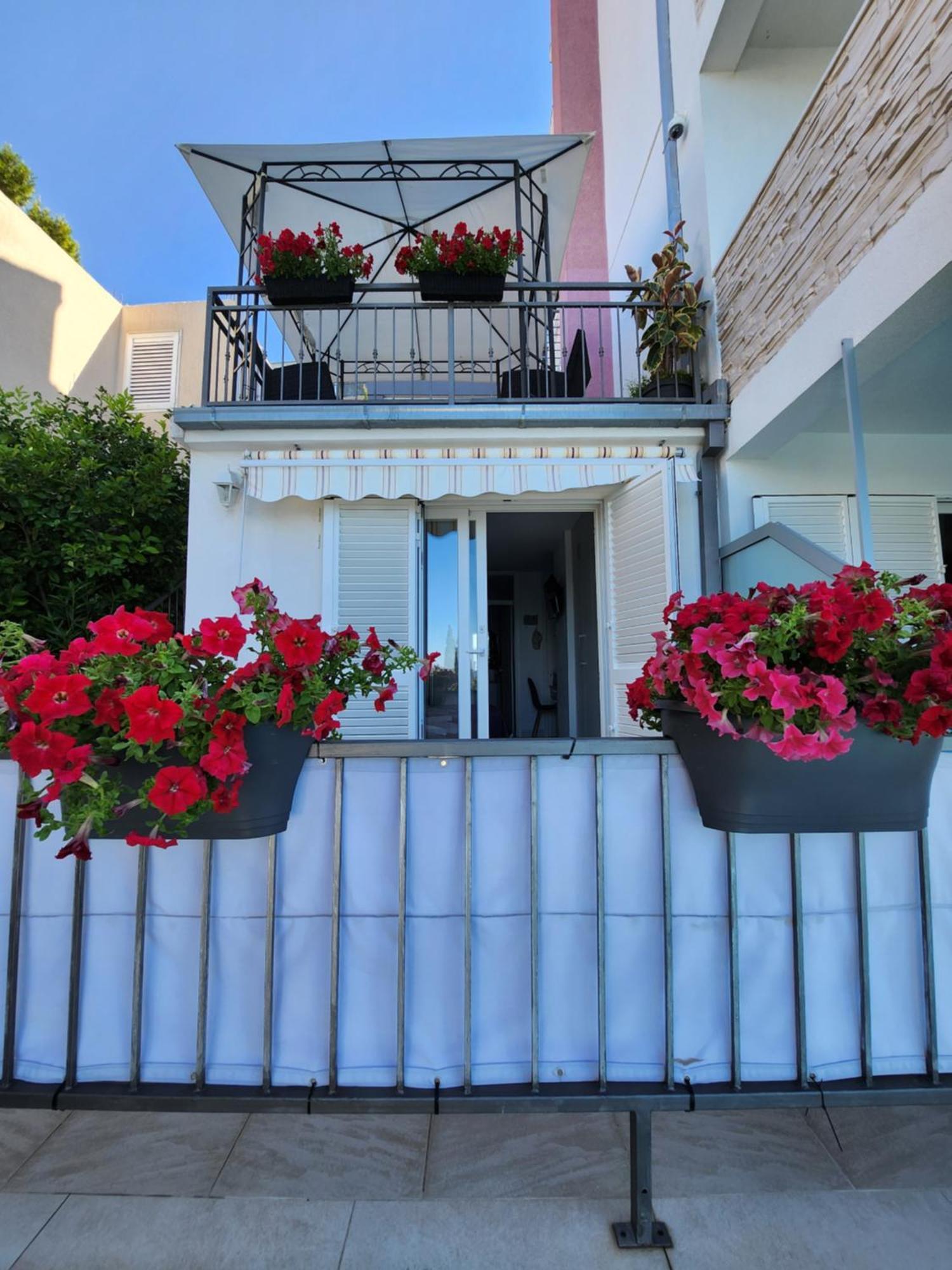 Abuela'S Beach House Brela Exterior photo